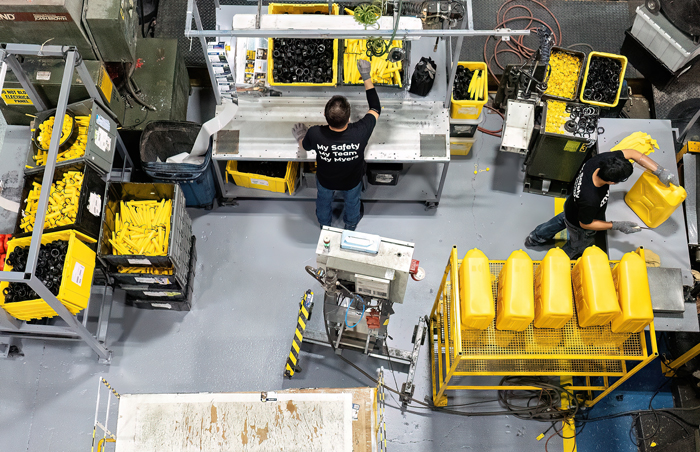 Scepter Fuel cans being manufactured
